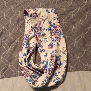 Skinny infinity scarf